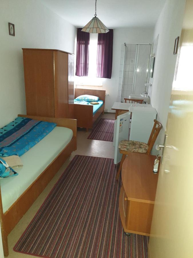 Pension Engel Hotel Pfullendorf Buitenkant foto